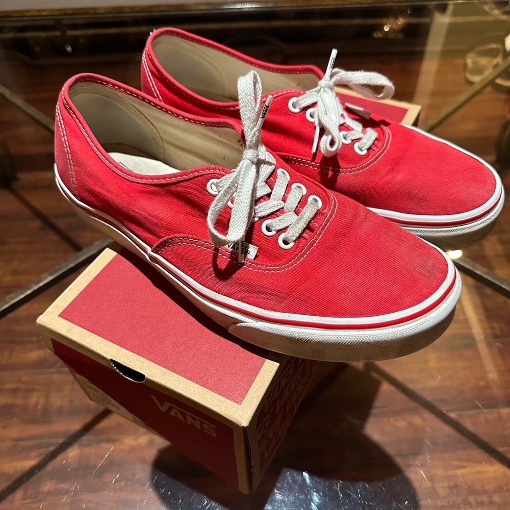 Red vans low cut classic